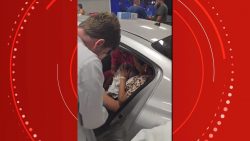 bebe-nasce-dentro-de-carro-na-frente-de-hospital-em-londrina:-video