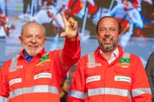 lula-anuncia-reabertura-de-fabrica-de-fertilizantes-em-araucaria-com-estimativa-de-2-mil-novos-empregos