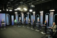 debate-de-candidatos-a-prefeitura-de-curitiba-tem-troca-de-acusacoes-e-discussao-de-propostas-para-a-cidade