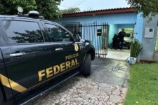 suspeitos-de-traficar-cocaina-do-paraguai-e-bolivia-para-o-brasil-utilizando-carros-de-luxo-sao-alvo-de-operacao-no-parana