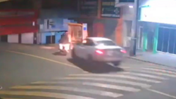 video:-motociclistas-‘voam’-ao-serem-atropelados-por-motorista-de-carro-que-os-perseguiu-apos-briga-no-parana
