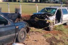 pai-morre-e-mae-e-filhos-ficam-feridos-em-acidente-entre-dois-carros-no-parana;-uma-das-criancas-foi-ejetada-do-veiculo