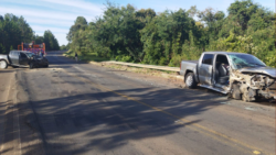 caminhonetes-batem-de-frente-em-curva-da-br-153-e-tres-pessoas-ficam-feridas,-no-parana